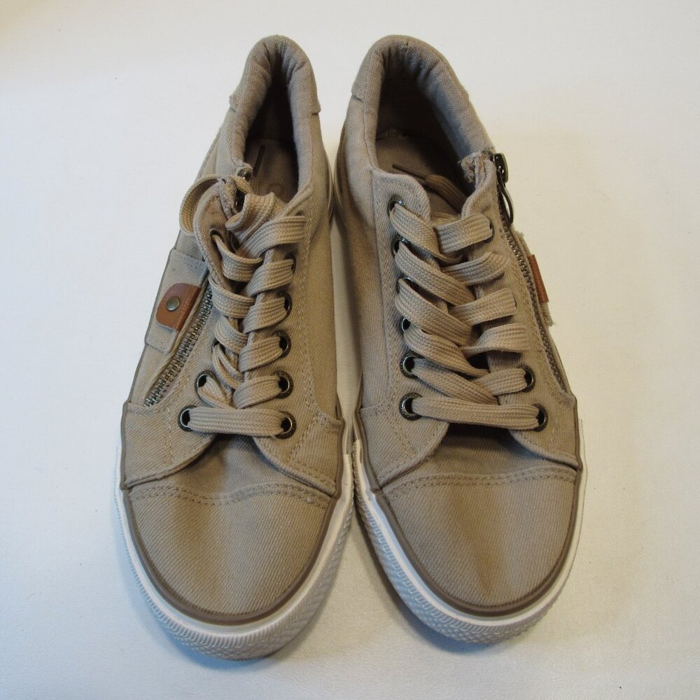 Yoki Side Zip Lace Up Brown Sneakers Size 6